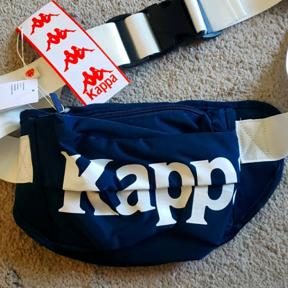 BNWT Kappa fanning pack